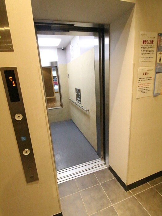 ｴｽﾃﾑｺｰﾄみなと元町THE FIRSTの物件外観写真