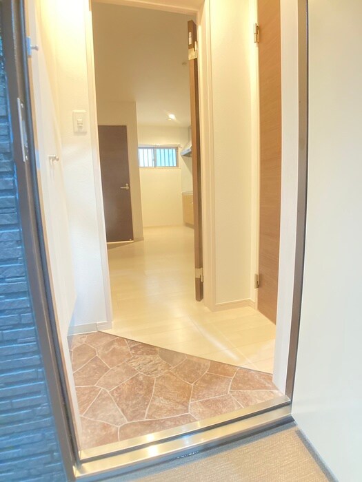 メゾン・プラスワンの物件内観写真