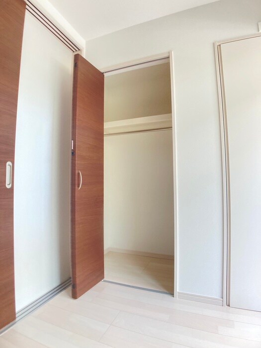 メゾン・プラスワンの物件内観写真