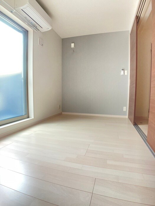 メゾン・プラスワンの物件内観写真