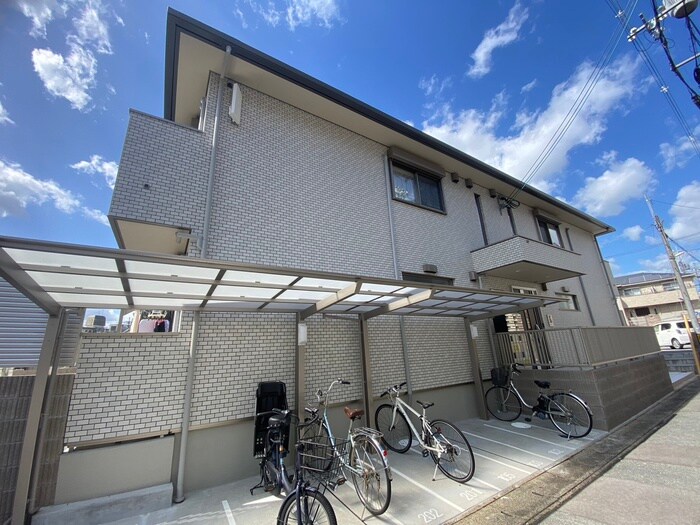 グリスブランシェの物件外観写真