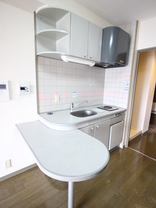 リヴ・ロイヤルの物件内観写真