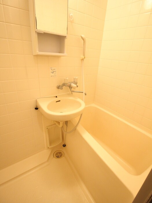 リヴ・ロイヤルの物件内観写真