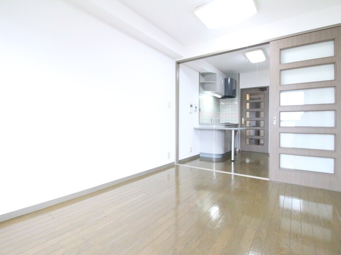 リヴ・ロイヤルの物件内観写真