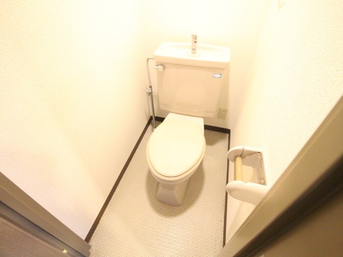 リヴ・ロイヤルの物件内観写真