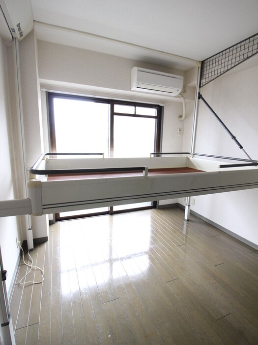 リヴ・ロイヤルの物件内観写真