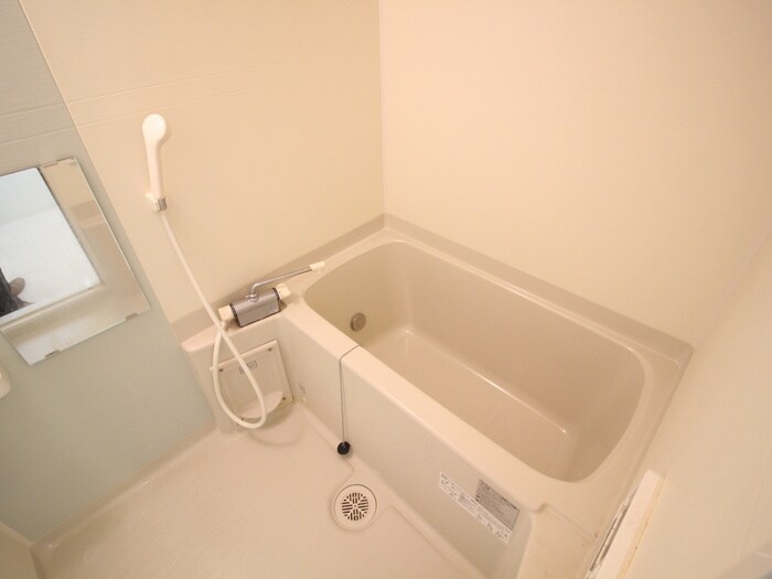 ジュネス甲東伍番館の物件内観写真