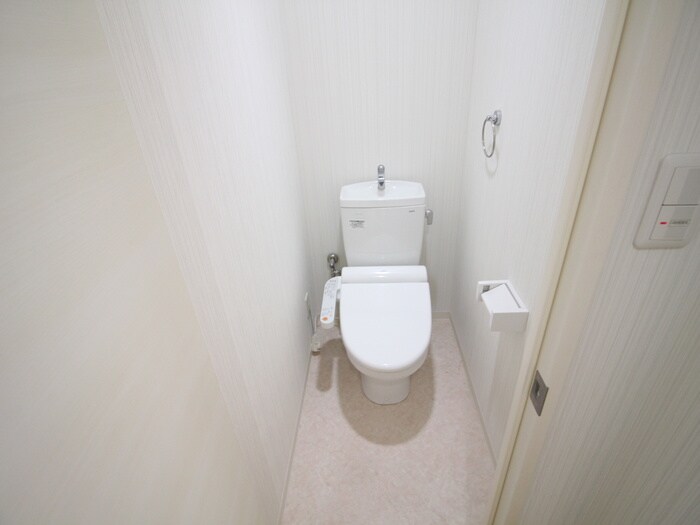 ジュネス甲東伍番館の物件内観写真