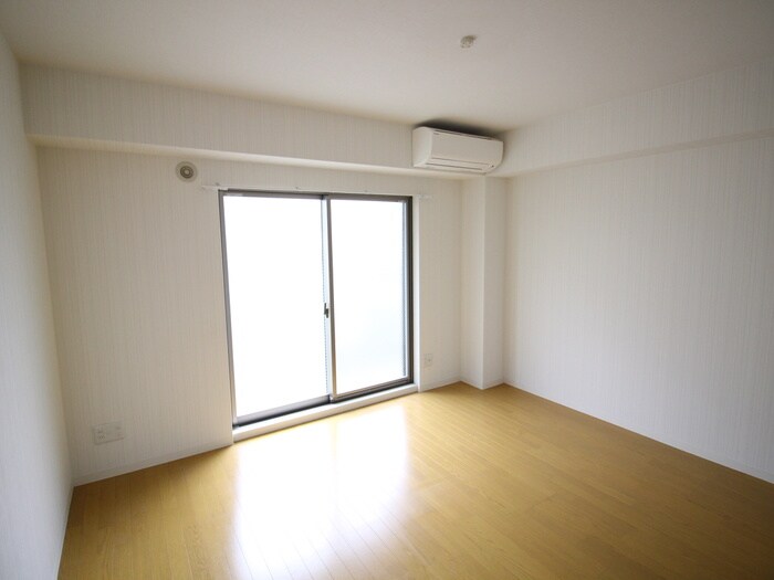 ジュネス甲東伍番館の物件内観写真