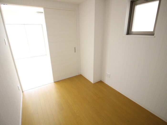 ジュネス甲東伍番館の物件内観写真