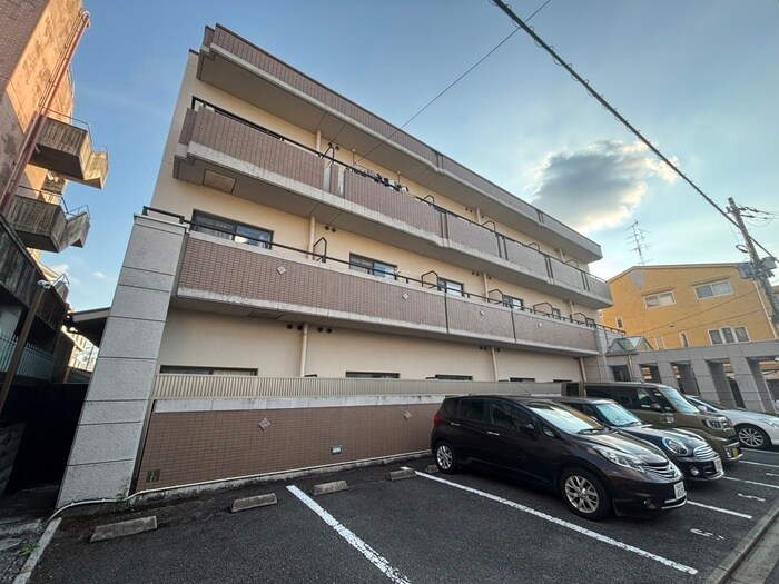 グリーンハイツ飛鳥の物件外観写真