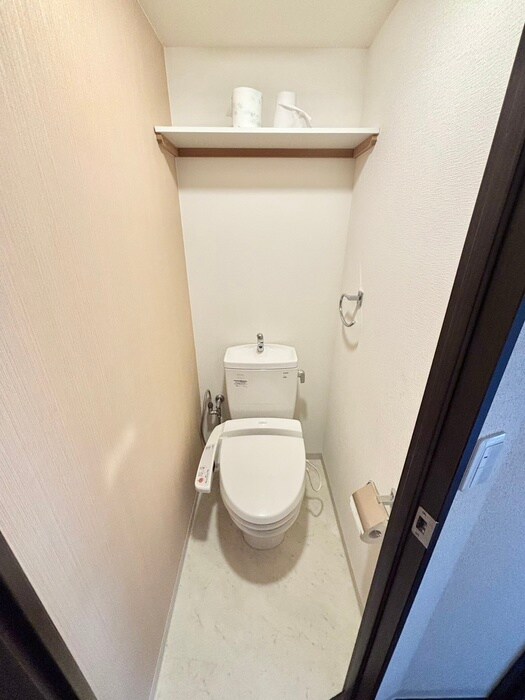 ロイヤルステイツ御所南の物件内観写真