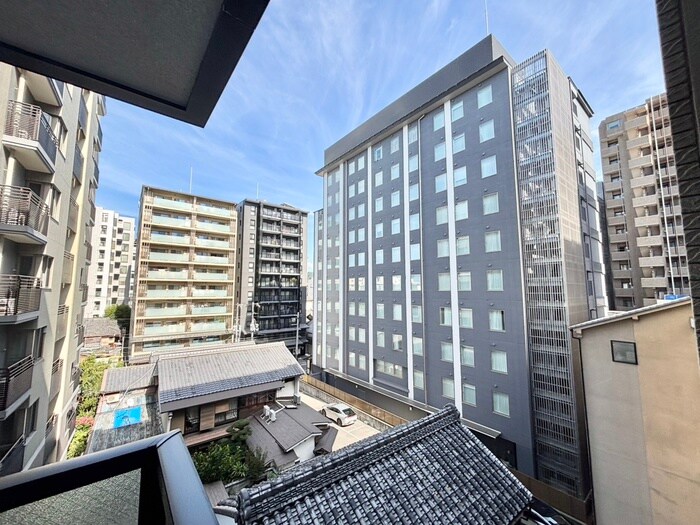 ロイヤルステイツ御所南の物件内観写真