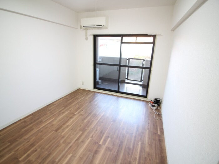 リエス伊丹駅前の物件内観写真