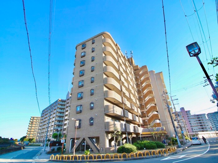 リエス伊丹駅前の物件外観写真