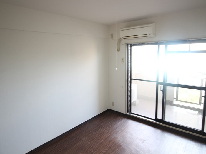 リエス伊丹駅前の物件内観写真