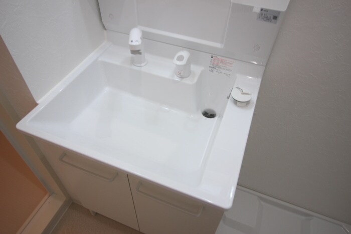 トレノーヴェ南巽の物件内観写真