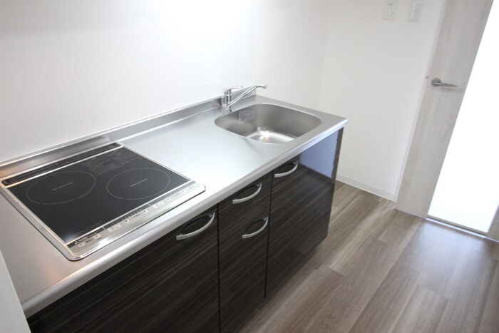 トレノーヴェ南巽の物件内観写真