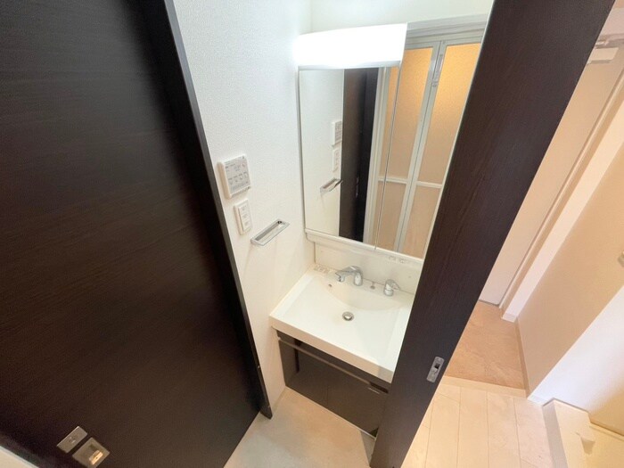 ｴｽﾃﾑｺｰﾄ神戸山手ｽﾃｰｼｮﾝﾃﾞｭｵの物件内観写真