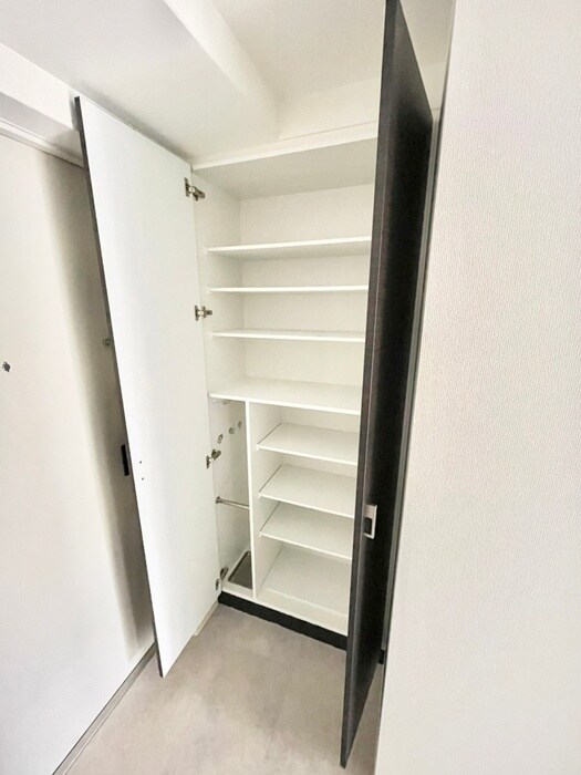 ｴｽﾃﾑｺｰﾄ神戸山手ｽﾃｰｼｮﾝﾃﾞｭｵの物件内観写真