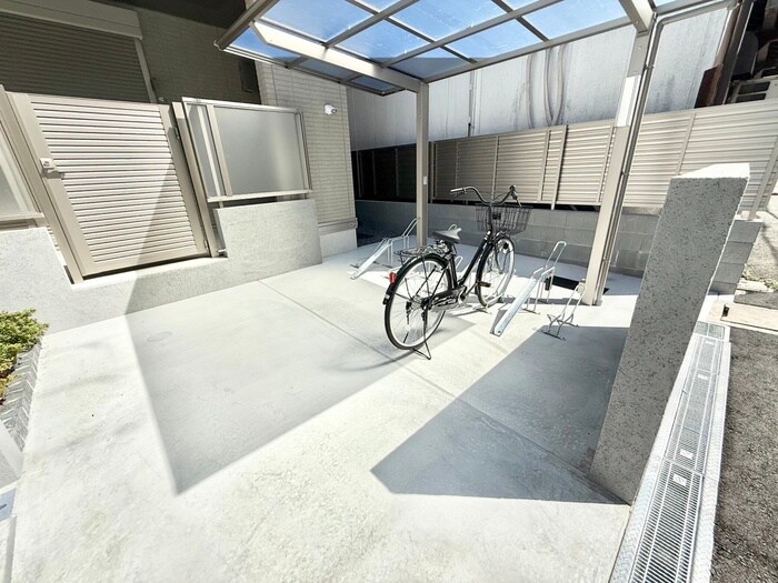 D-residence香里新町の物件外観写真