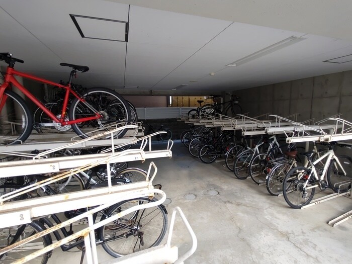 ＳＥＲＥＮｉＴＥ江坂四番館の物件外観写真