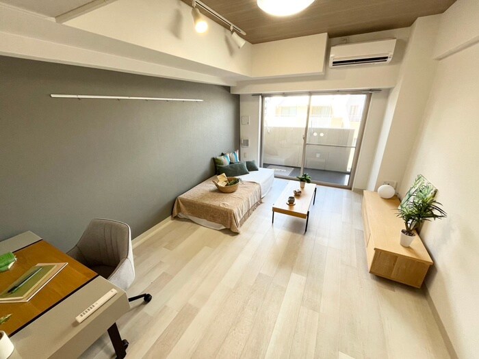 ＳＥＲＥＮｉＴＥ江坂四番館の物件内観写真