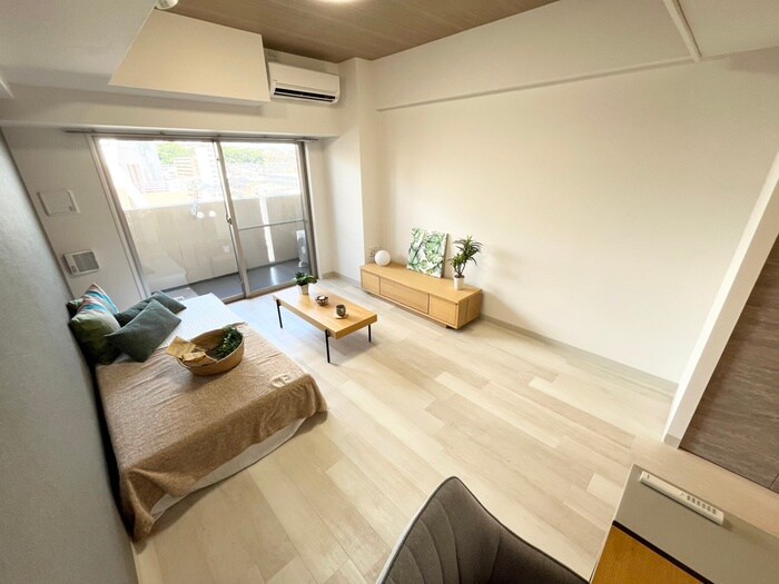 ＳＥＲＥＮｉＴＥ江坂四番館の物件内観写真