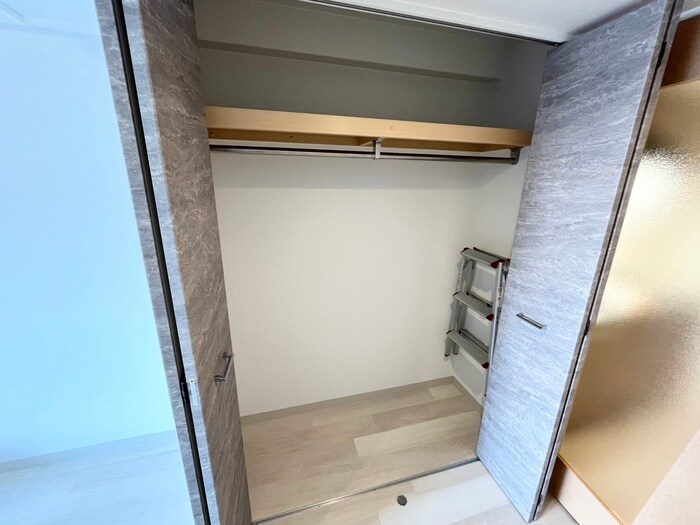 ＳＥＲＥＮｉＴＥ江坂四番館の物件内観写真