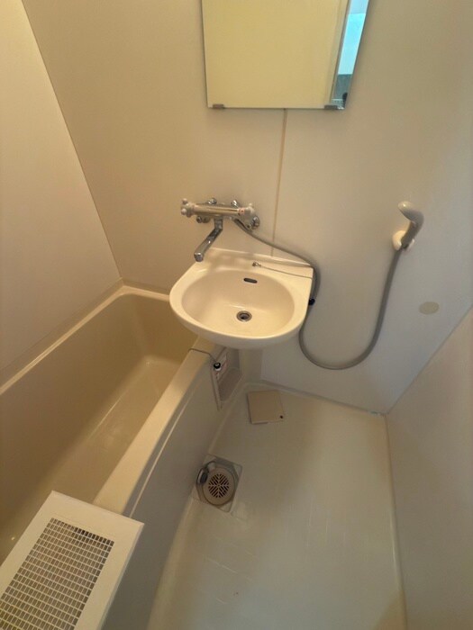 ハートビルの物件内観写真