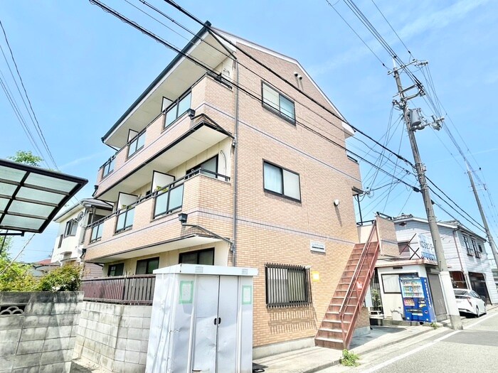 レイクハイツの物件外観写真