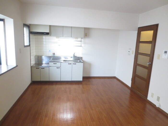 ラ・メゾンクレ－ルの物件内観写真