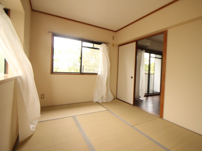 ラ・メゾンクレ－ルの物件内観写真