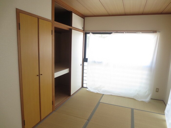 ラ・メゾンクレ－ルの物件内観写真