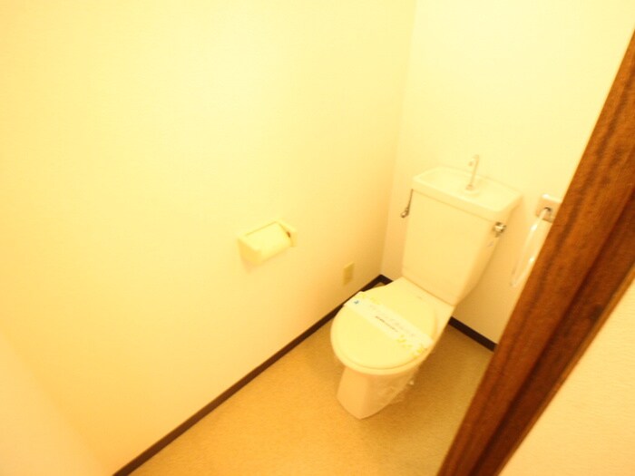 ラ・メゾンクレ－ルの物件内観写真