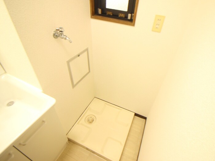 ラ・メゾンクレ－ルの物件内観写真