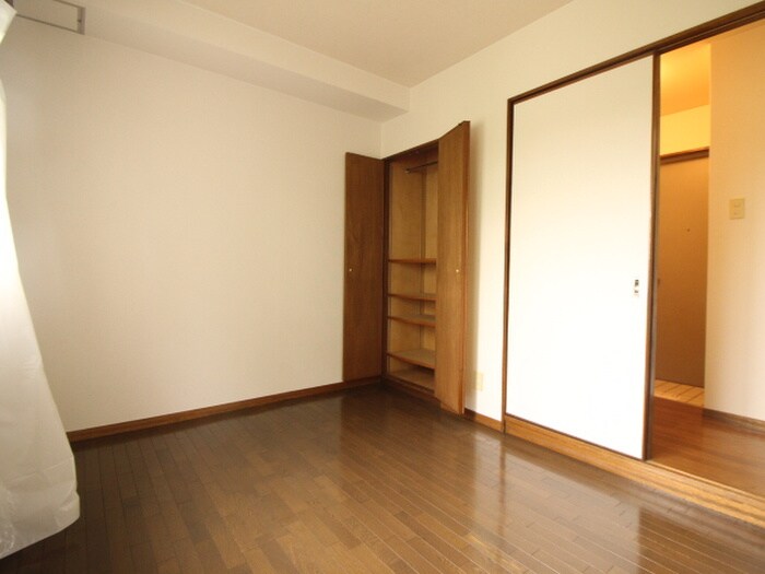 ラ・メゾンクレ－ルの物件内観写真