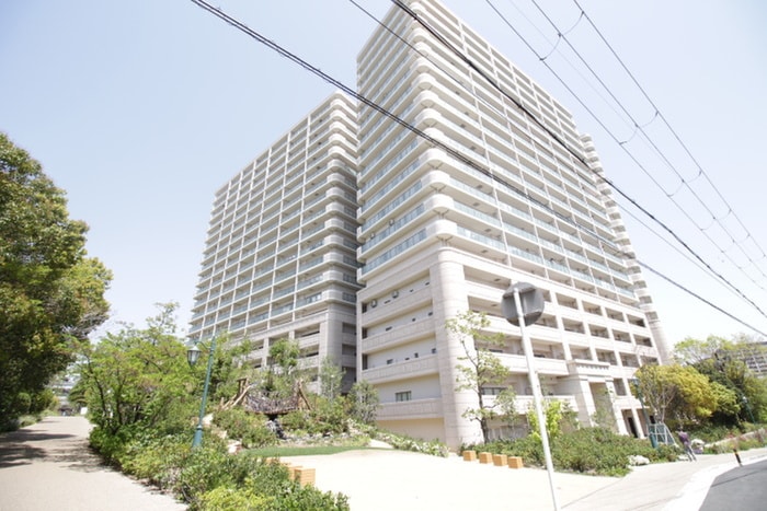 ﾘﾊﾞｰｶﾞｰﾃﾞﾝ千里中央あかり絵のﾐﾁの物件外観写真