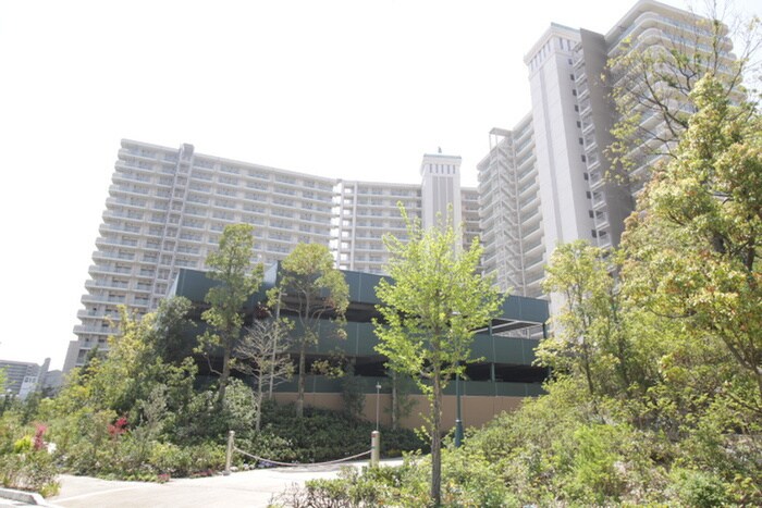 ﾘﾊﾞｰｶﾞｰﾃﾞﾝ千里中央あかり絵のﾐﾁの物件外観写真