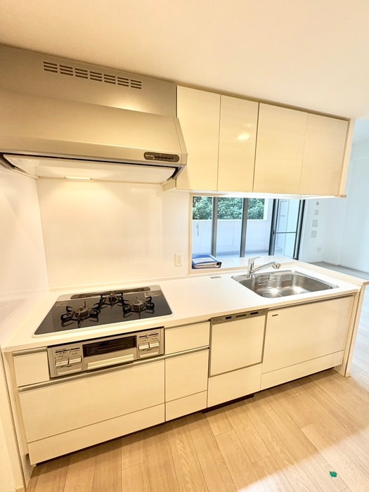 ﾘﾊﾞｰｶﾞｰﾃﾞﾝ千里中央あかり絵のﾐﾁの物件内観写真