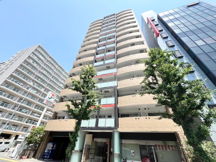 アスール江坂３ｒｄの物件外観写真