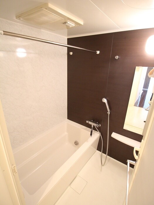 アスール江坂３ｒｄの物件内観写真