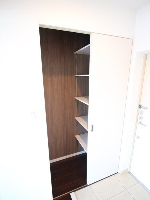 アスール江坂３ｒｄの物件内観写真