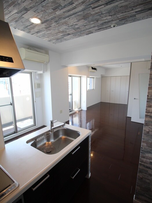 アスール江坂３ｒｄの物件内観写真