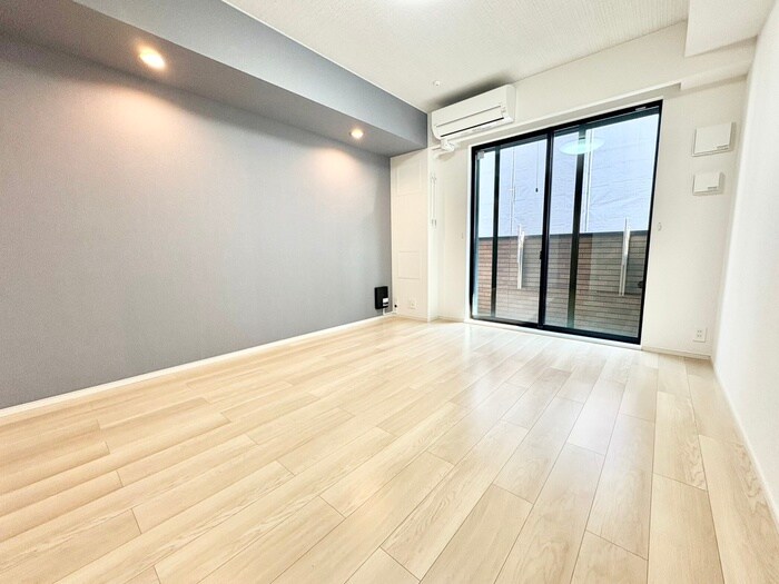 ウエストコミタリアⅢの物件内観写真