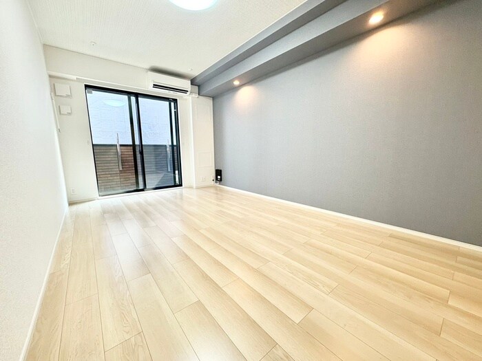 ウエストコミタリアⅢの物件内観写真