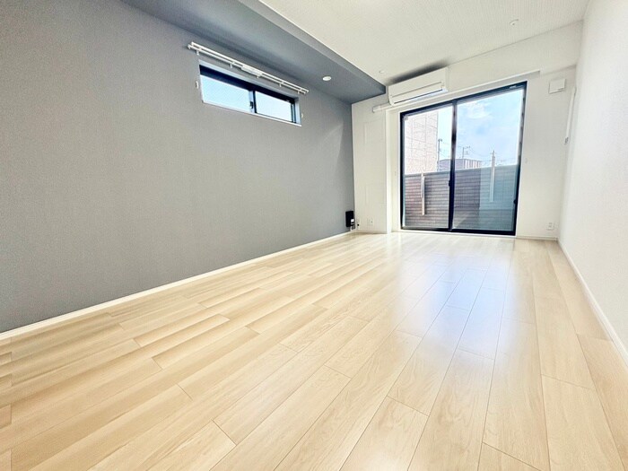 ウエストコミタリアⅢの物件内観写真