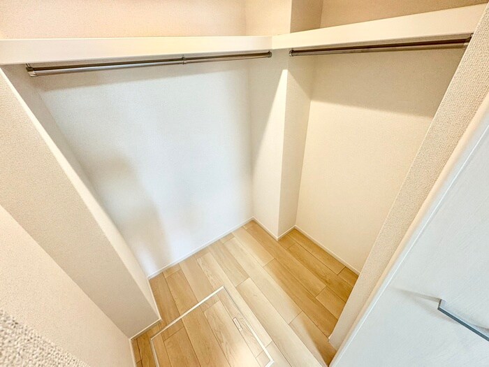 ウエストコミタリアⅢの物件内観写真