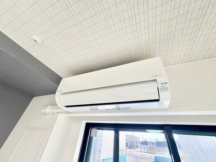 ウエストコミタリアⅢの物件内観写真