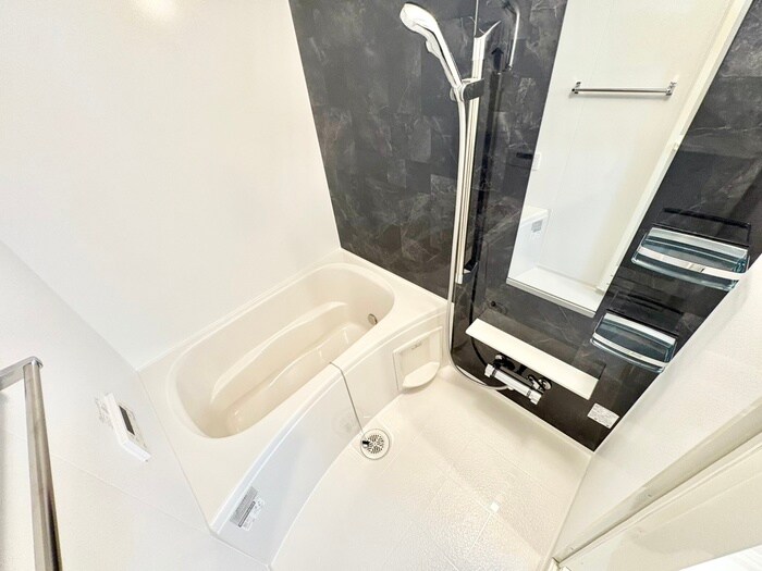 ウエストコミタリアⅢの物件内観写真